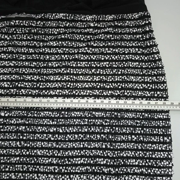 Penningtons Women's Plus Size Tiered Ruffle Mixed Media Dress Black White 4X - Picture 14 of 16